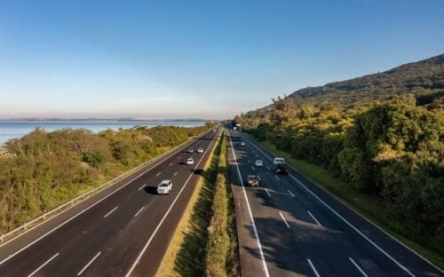 Motociclista morre em colisão na saída de Porto Alegre