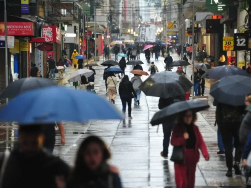 RS tem alerta para fortes tempestades nesta Sexta-feira