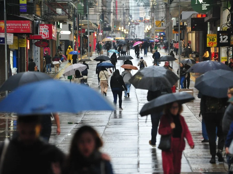 RS tem alerta para fortes tempestades nesta Sexta-feira