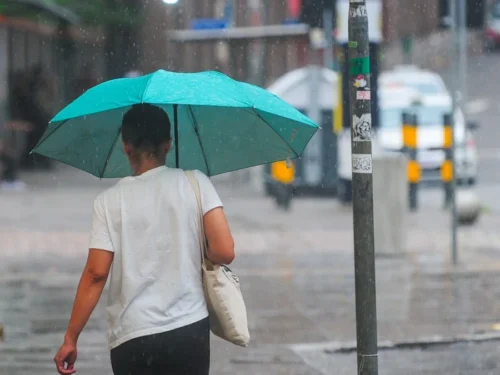 Terça-feira será de calor e pancadas de chuva no RS
