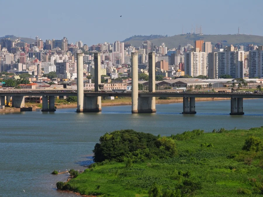 RS ter&aacute; sol entre nuvens e calor &agrave; tarde nesta Ter&ccedil;a-feira