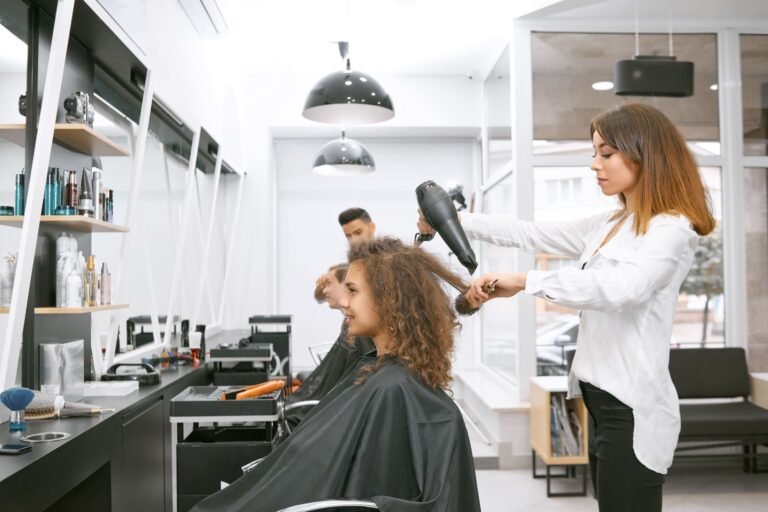 Do Talento ao Negócio: Qualificação é chave para empreender na área da Beleza 7 20c9793b de88 49e1 9a43 5377d1eb76f2