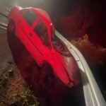 Veículo colide contra anteparo na Estrada do Morro da Borússia, em Osório