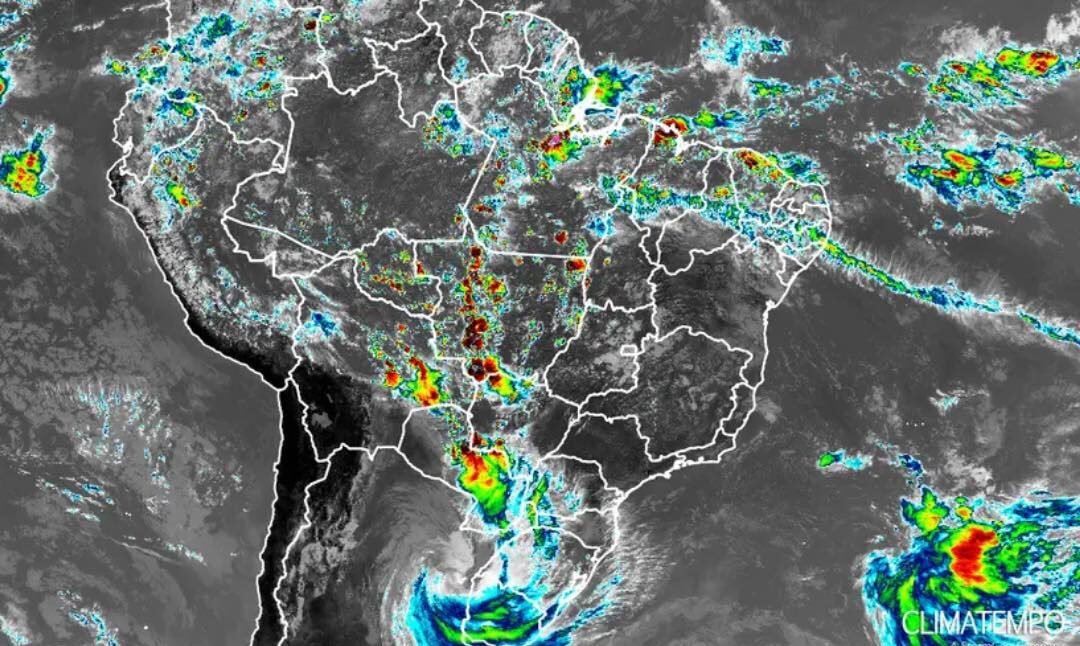 Novo Ciclone Extratropical se Forma e Traz Chuva e Ventos ao Sul do Brasil
