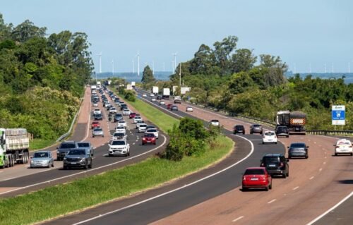 A ViaSul projeta um Grande Fluxo de Veículos na BR-290 (Freeway) durante o Feriado Prolongado, entre os dias 30 de Abril e 3 de Maio