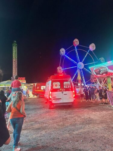 Acidente em brinquedo deixa dez feridos em parque de diversões em Guaíba