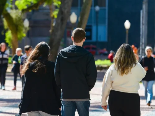 Sexta-feira será de tempo firme e sol após a passagem do ciclone no RS