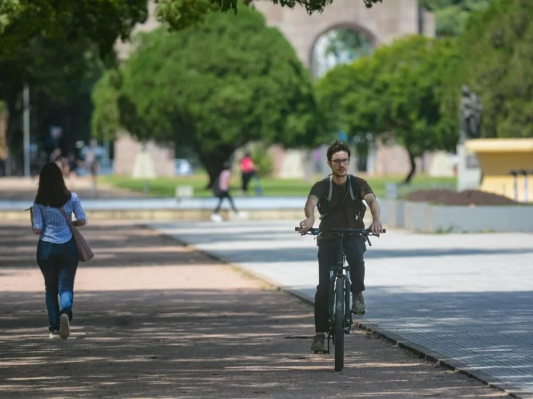 Domingo será de sol e temperaturas levemente acima da média no RS 15 outono1