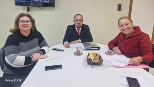 SECRETARIA MUNICIPAL DE SAÚDE APOIA AÇÃO DO LIONS CLUB DE OSÓRIO PARA AÇÃO DE FORNECIMENTO DE ÓCULOS PARA ESTUDANTES