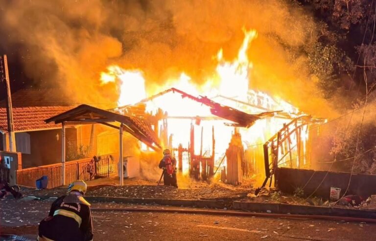 Cachorra Salva Tutor Durante Incêndio que Destruiu Casa em Concórdia 7 700506742 1685647149561498 3294753496538476306 n e1779154954416