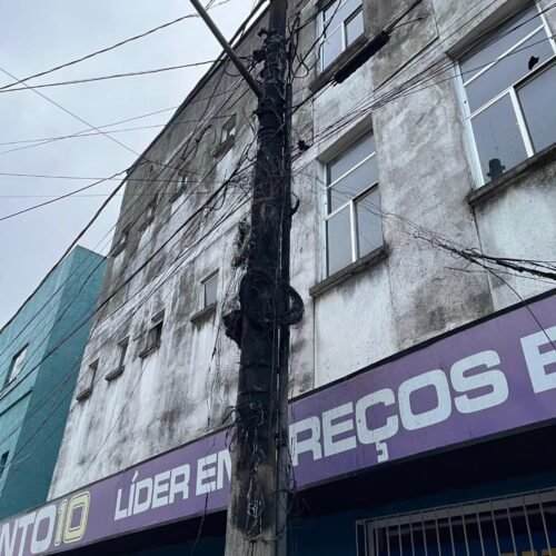 Poste pega fogo durante a madrugada e assusta moradores no Centro de Osório 5 702288781 26552219424449767 6003058158547341455 n
