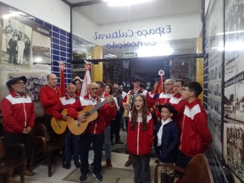 NOITE DE FÉ, CULTURA E TRADIÇÃO MARCA APRESENTAÇÃO DO GRUPO DE FOLIA DO DIVINO NO ESPAÇO CULTURAL CONCEIÇÃO EM OSÓRIO 10 708294340 1435411958627367 1939934386094795068 n