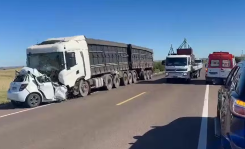 Homem tenta matar ex-companheira no RS, foge de carro e morre em acidente na estrada