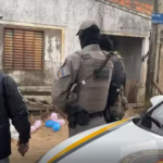 Neto chama a polícia e confessa ter matado a avó em Porto Alegre