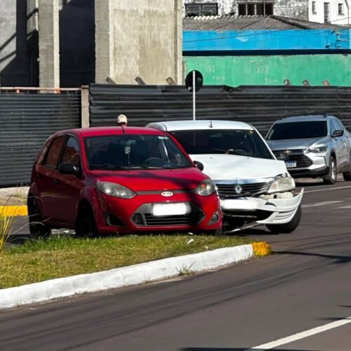 Colisão entre veículos é registrada em Cruzamento do Centro de Osório