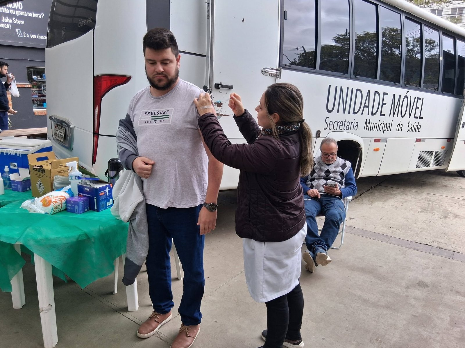 VACINAÇÃO CONTRA A GRIPE FOI REALIZADA NESTE SÁBADO NO LARGO DOS ESTUDANTES 2 720523950 1449127390589157 7685810698144225127 n
