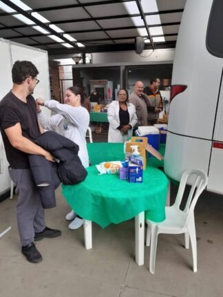 VACINAÇÃO CONTRA A GRIPE FOI REALIZADA NESTE SÁBADO NO LARGO DOS ESTUDANTES 26 724442515 1449127577255805 3582525737586648452 n