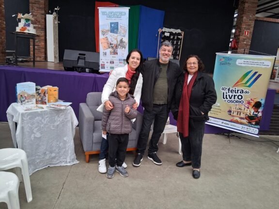 MAIS DE 5 MIL ESTUDANTES VISITARAM A 40ª FEIRA DO LIVRO DE OSÓRIO 61 724577563 1450920667076496 1682352822068469093 n