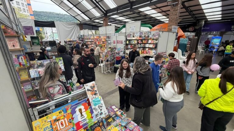 MAIS DE 5 MIL ESTUDANTES VISITARAM A 40ª FEIRA DO LIVRO DE OSÓRIO 36 725319548 1450920277076535 8762363629664033748 n