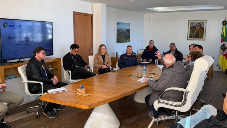 COORDENADORIA MUNICIPAL DA DEFESA CIVIL DE OSÓRIO REÚNE OS PRINCIPAIS ÓRGÃOS DO MUNICÍPIO PARA A REESTRUTURAÇÃO DO SETOR 14 728951557 4400683960188644 3606799679411854344 n