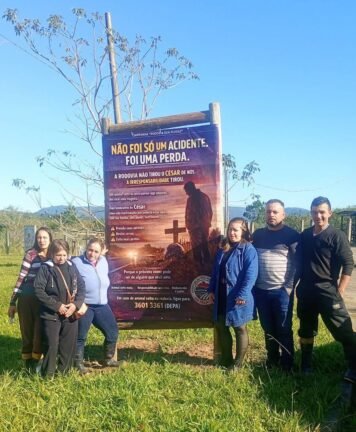 Placa em homenagem a Cesar Santos de Souza é instalada na Estrada do Palmital em Osório 3 731068450 1333615425552444 2643028677115068031 n