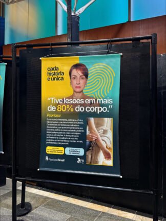 Paineis expostos na ALRS Cada historia e unica Creditos Bruno Pelissari.jpg