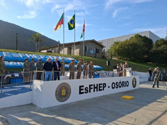 EXECUTIVO MUNICIPAL DE OSÓRIO PRESTIGIA O ANIVERSÁRIO DA ESCOLA DE SOLDADOS DA BRIGADA MILITAR E A SUA PASSAGEM DE COMANDO 10 747881775 1699338144711151 5468929250268049129 n