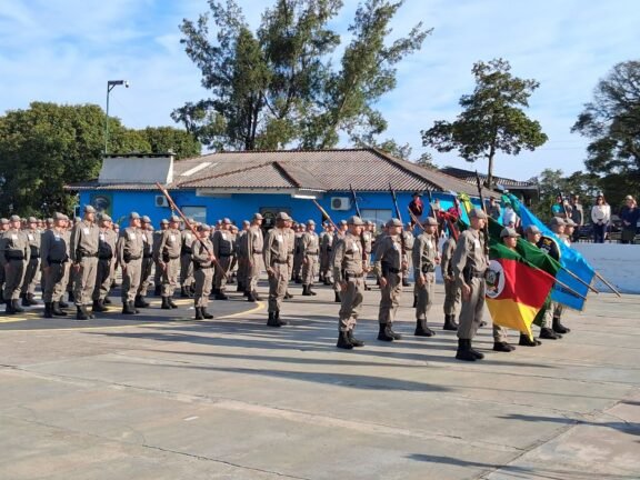 EXECUTIVO MUNICIPAL DE OSÓRIO PRESTIGIA O ANIVERSÁRIO DA ESCOLA DE SOLDADOS DA BRIGADA MILITAR E A SUA PASSAGEM DE COMANDO 13 750274070 2483319345470050 6865700474340805574 n