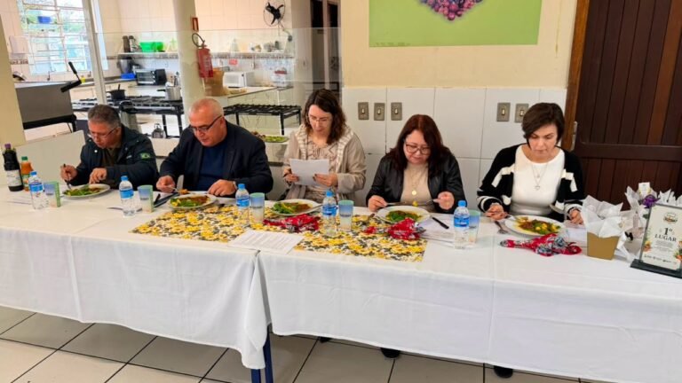 ESCOLA MUNICIPAL OSVALDO AMARAL VENCE O 1º CONCURSO DE CULINÁRIA DA MERENDA ESCOLAR DE OSÓRIO 6 752823049 901719912373148 7335365555023742726 n