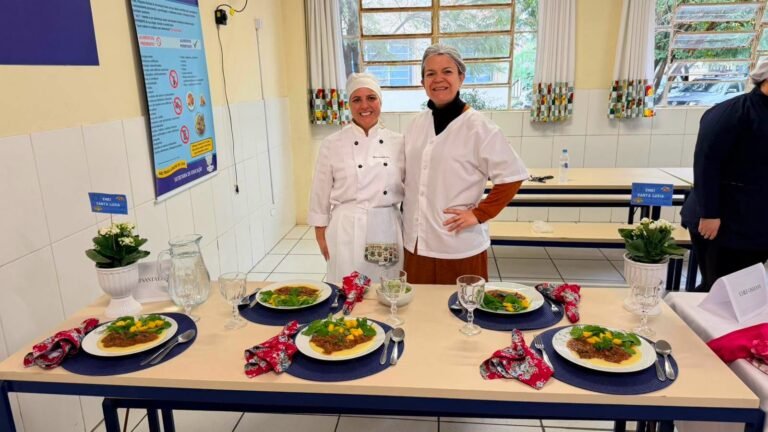 ESCOLA MUNICIPAL OSVALDO AMARAL VENCE O 1º CONCURSO DE CULINÁRIA DA MERENDA ESCOLAR DE OSÓRIO 11 754587886 4602946026698559 1697988105255468447 n