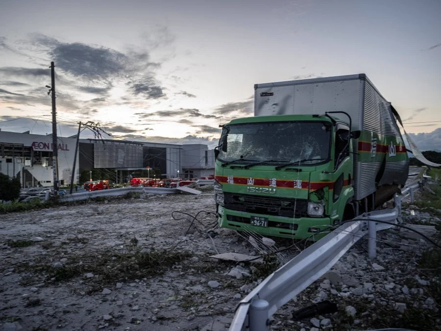 Sobem para 13 os mortos após terremoto no Japão; buscas em shopping seguem 1 Desabamento em estabelecimento comercial era o que gerava mais temor de vítimas.