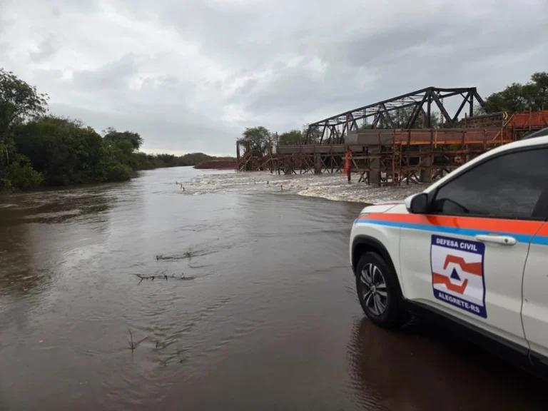 MetSul alerta que o predomínio de períodos de chuva forte podem causar inundações repentinas no Estado.