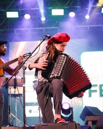 A Música Tradicionalista emocionou o Público na 39ª FENACAN! 6 767130828 1062258193230040 50624127602455607 n