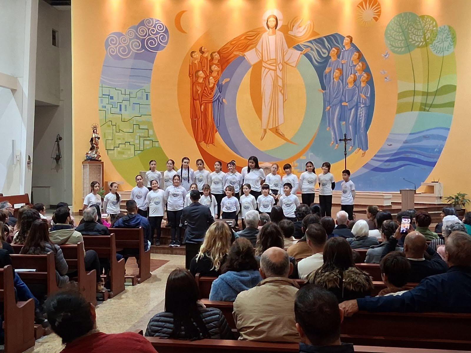 RECITAL ERUDITO EMOCIONA PÚBLICO NA CATEDRAL DE OSÓRIO 1 A música coral tomou conta da Catedral Nossa Senhora da Conceição, em Osório, na noite deste domingo (16/8), durante o Recital Erudito do Coral Municipal de Osório.