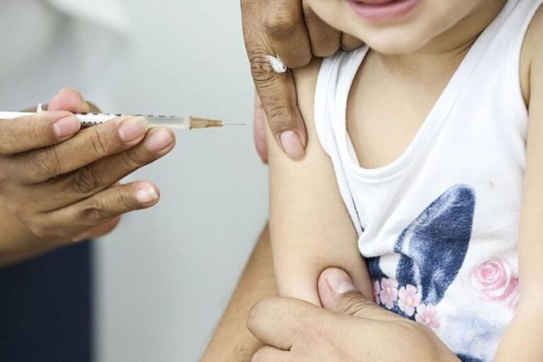 O Estado de São Paulo já contabiliza 23 casos confirmados de sarampo, e o cenário coloca a Região Metropolitana de Jundiaí (RMJ) em alerta para a importância da vacinação.