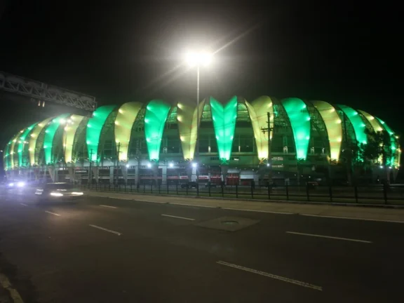 Sede de Sete Partidas, Beira-Rio recebe Iluminação para a Copa do Mundo Feminina 2027