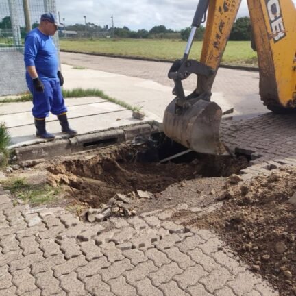 SECRETARIA DE OBRAS REVITALIZA PARADAS DE ÔNIBUS DE OSÓRIO 7 797339002 1784583685883160 5397967871538199584 n