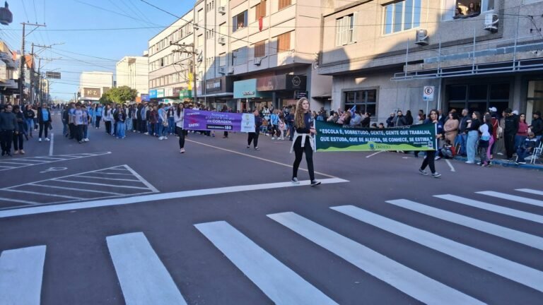 DESFILE CÍVICO COM PARTICIPAÇÃO DE BANDAS MARCIAIS FESTEJA O DIA DA INDEPENDÊNCIA EM OSÓRIO 20 799755340 912188555299852 1909828128415413213 n 2