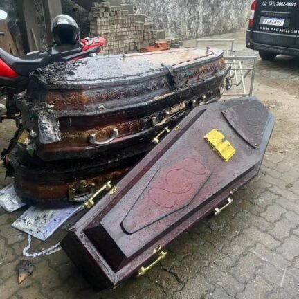 Incêndio atinge funerária em Osório