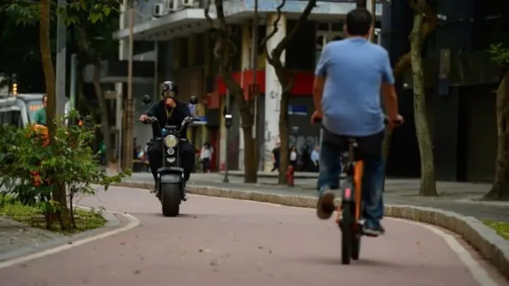 Regras para uso de ciclomotores no Brasil Tomaz Silva Agencia Brasil 770x433 1 720x405 1