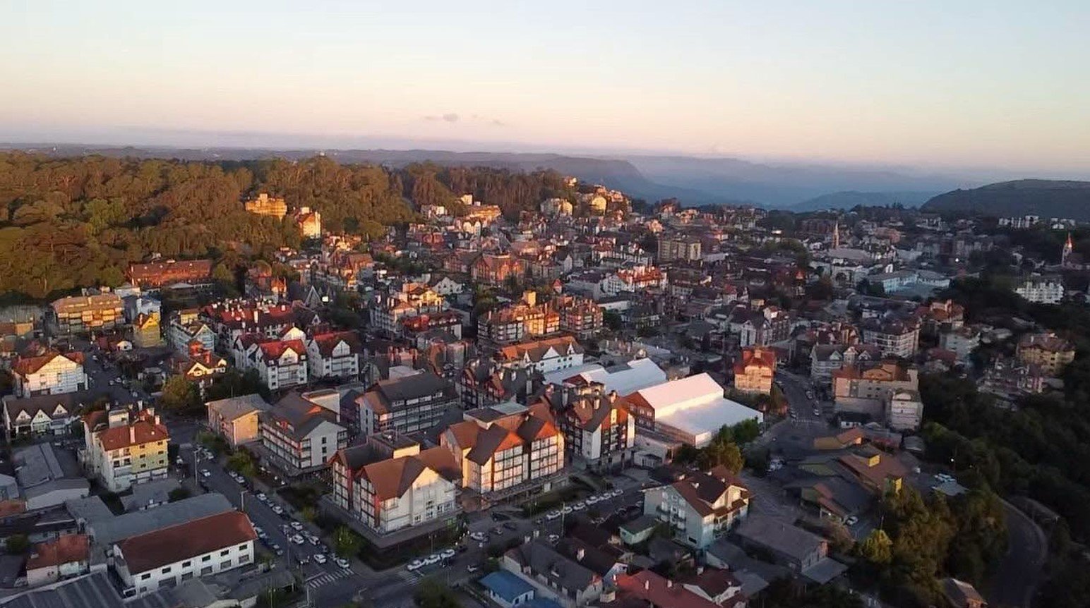 Gramado organiza chegada de ônibus de turismo com cadastro prévio a partir de 14 de setembro 1 Gramado organiza chegada de ônibus de turismo com cadastro prévio a partir de 14 de setembro