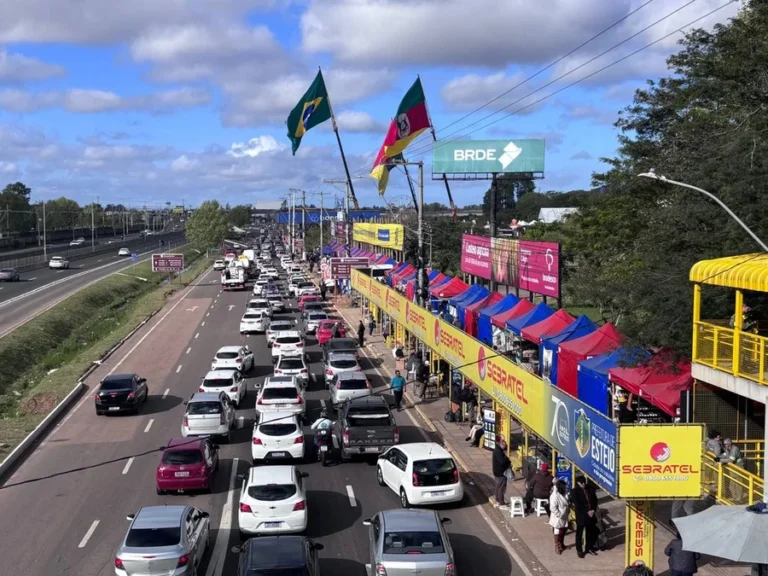 O último dia da Expointer 2026, no Parque de Exposições Assis Brasil, em Esteio, é de movimento intenso já no começo da manhã deste domingo.