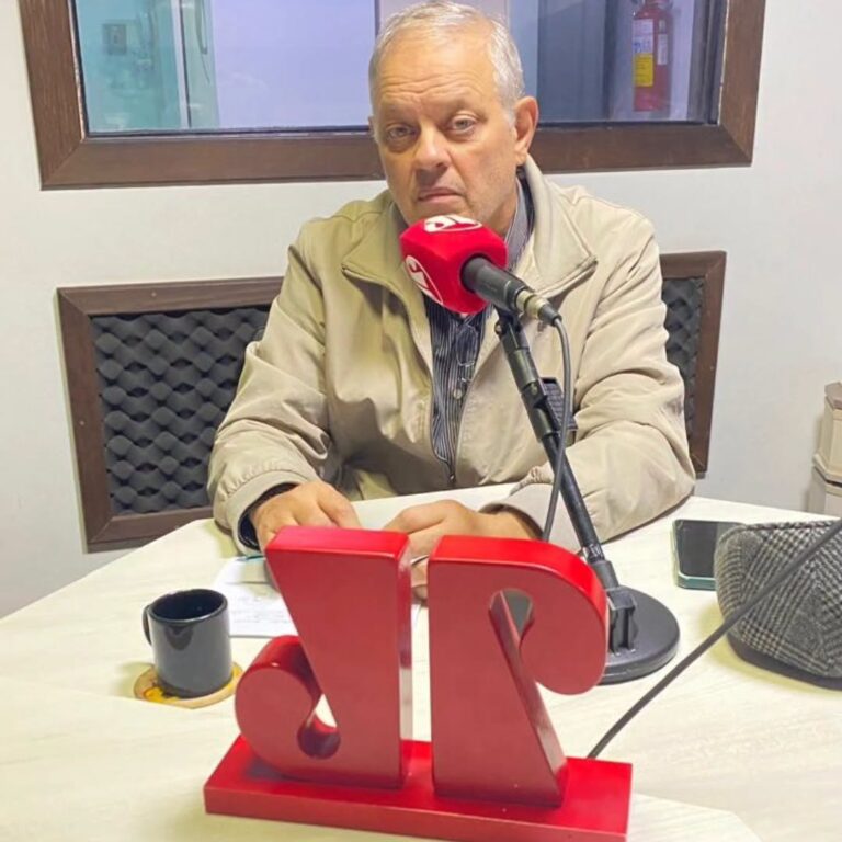 Presidente da Associação São Vicente de Paulo aponta problemas na gestão do Hospital de Osório 16 Em entrevista à Jovem Pan, o presidente da Associação Beneficente São Vicente de Paulo, Marco Pereira, falou sobre a intervenção no Hospital de Osório.