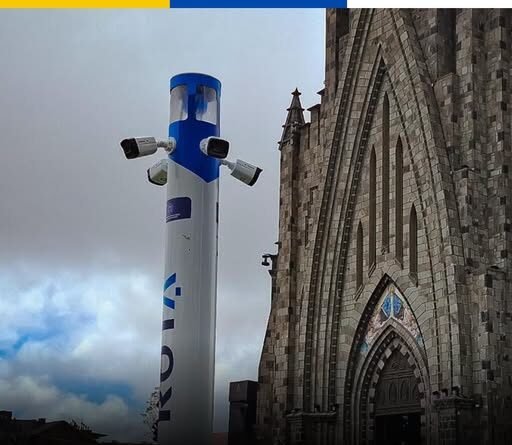 A Prefeitura de Canela iniciou um período de testes com quatro câmeras de monitoramento instaladas em frente à Catedral de Pedra, em parceria com a empresa Rota Smart.