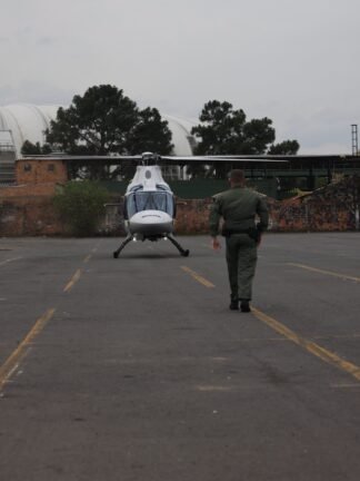 A Brigada Militar recebeu hoje dois novos helicópteros, um H125 Esquilo B3E e um AW119 Koala KX 6 a brigada militar recebeu hoje dois novos helicopteros um h125 esquilo b3e e um aw119 koal 4