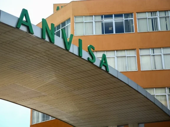 Anvisa proíbe venda de Picolé com Melatonina e Suplemento de Proteína