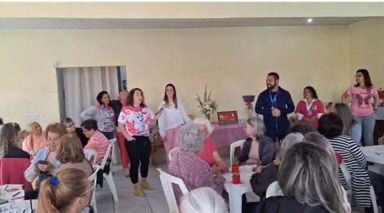 bingo alusivo ao outubro rosa promove conscientizacao sobre a saude da mulher em atlantida 11