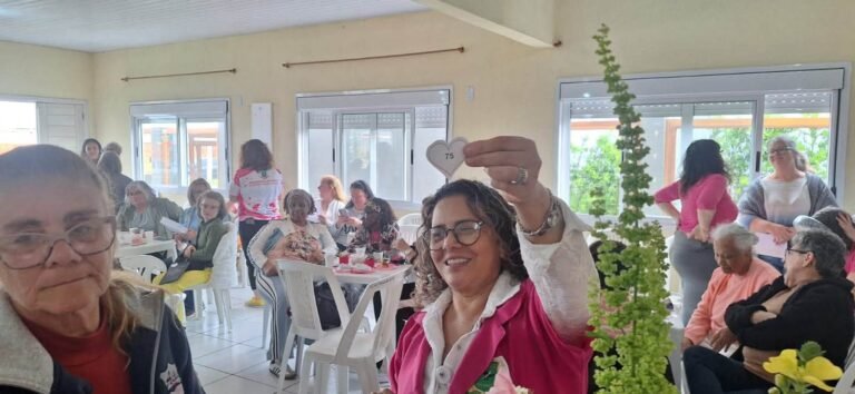 bingo alusivo ao outubro rosa promove conscientizacao sobre a saude da mulher em atlantida 4