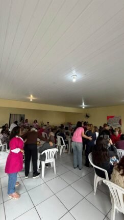 bingo alusivo ao outubro rosa promove conscientizacao sobre a saude da mulher em atlantida 8