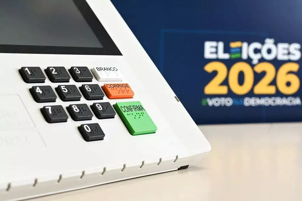 contabilizacao de votos e pausada pelo tribunal superior eleitoral em funcao do adiamento
